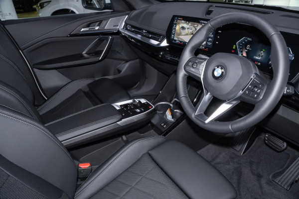 2026 BMW X1 U11 xDrive20i M Sport SUV image 6