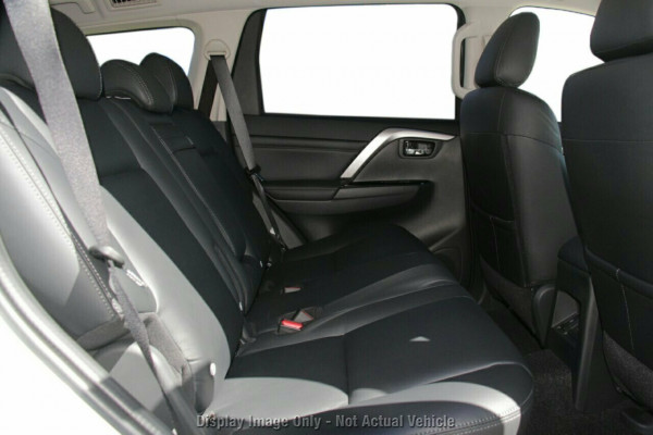 2024 Mitsubishi Pajero Sport QG GLS SUV Image 5