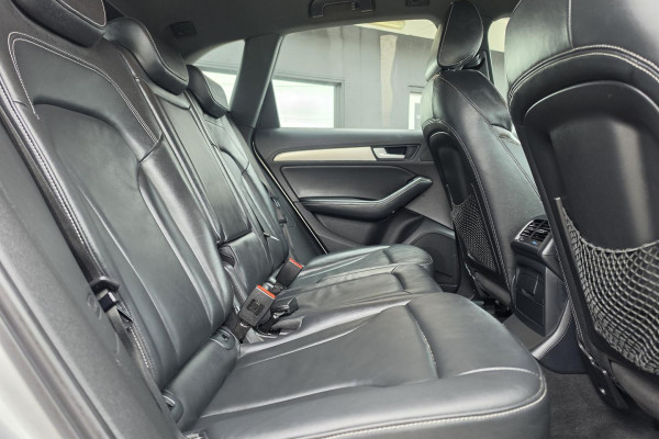 2013 Audi SQ5 8R TDI SUV Image 16