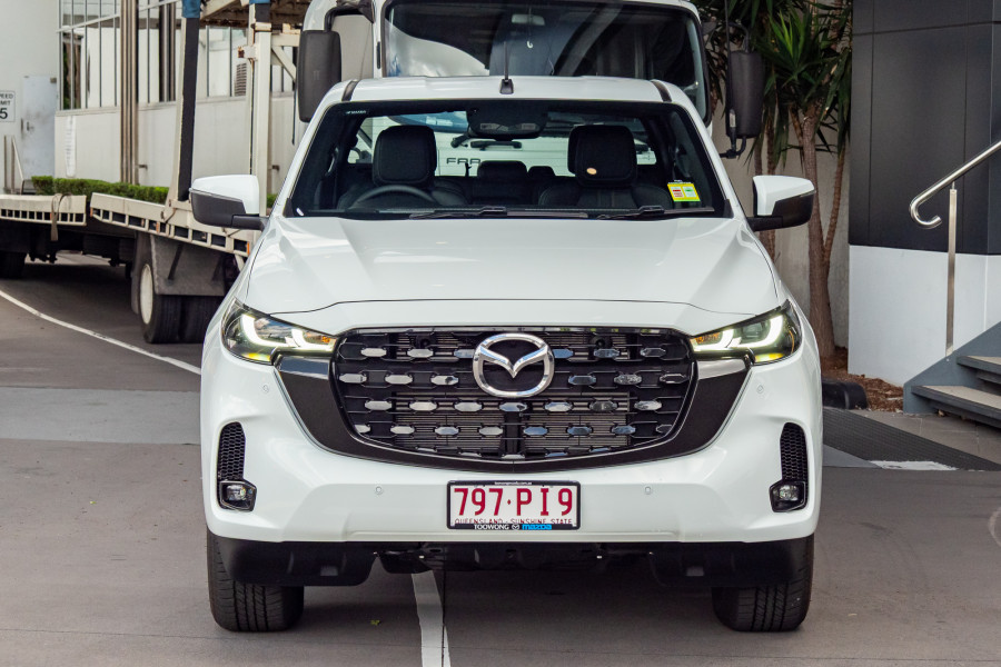 2025 Mazda BT-50 TF GT Cab Chassis Image 4