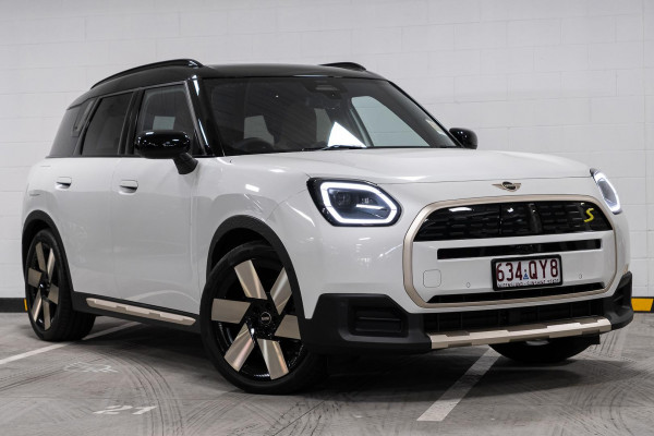 MINI Countryman SE Favoured U25