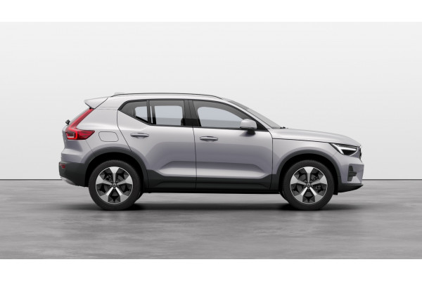 2026 Volvo XC40 XZ Plus B4 Special Edition SUV Image 5