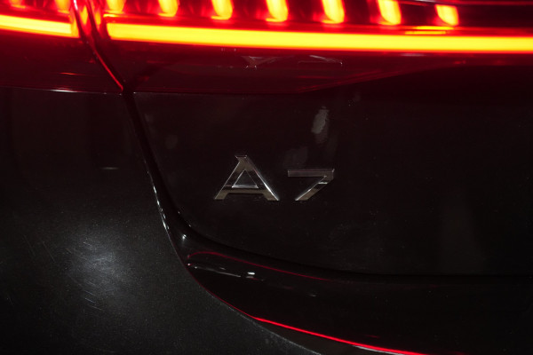 2024 Audi A7 4K 55 TFSI Hatch Image 9