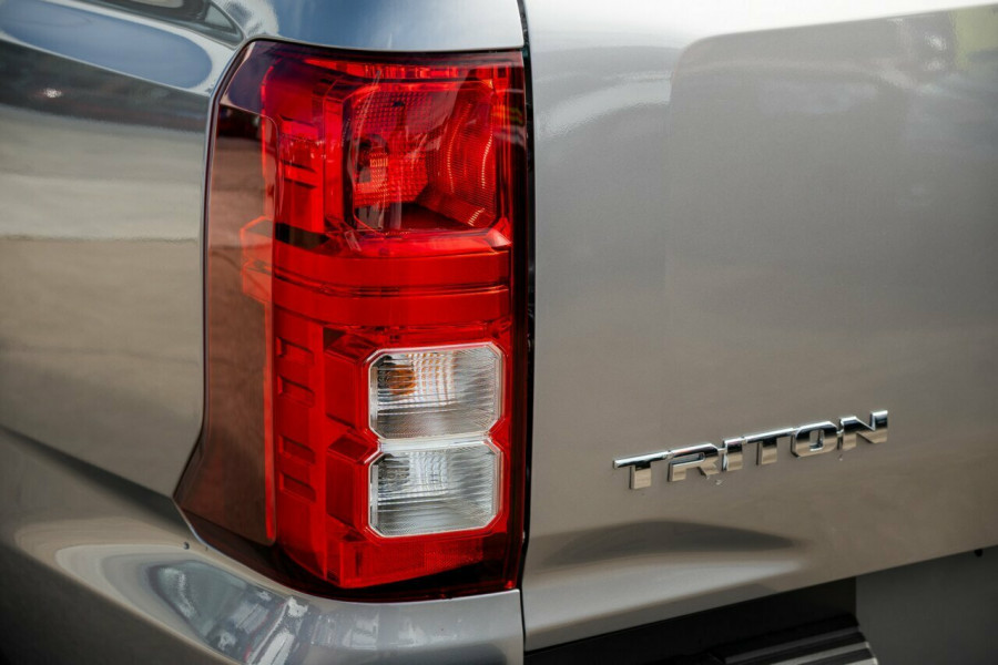 2025 Mitsubishi Triton MV GLX-R Ute Image 7