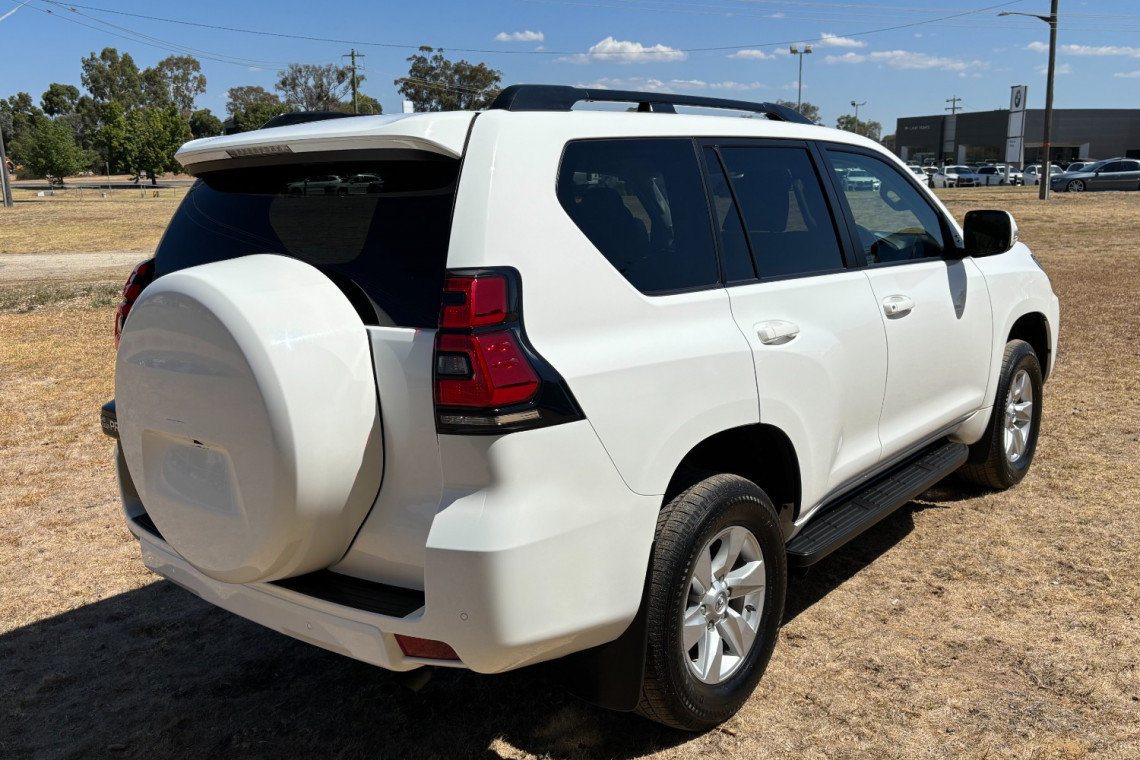 2022 Toyota LandCruiser Prado GDJ150R GXL SUV Image 8