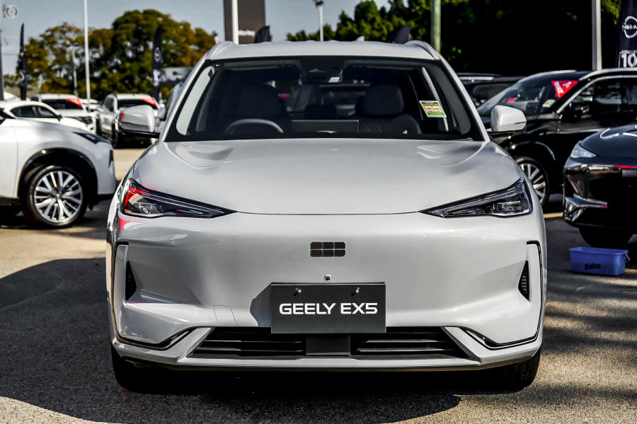 2026 MY27 Geely EX5 E245 Complete Extended Range SUV Image 2