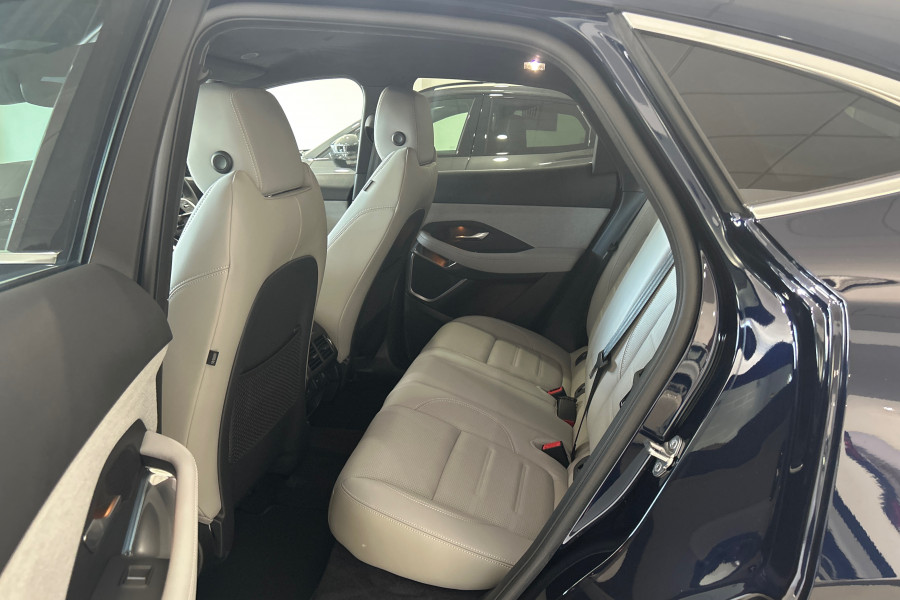 2024 MY25.75 Jaguar E-PACE R-Dynamic HSE SUV Image 8