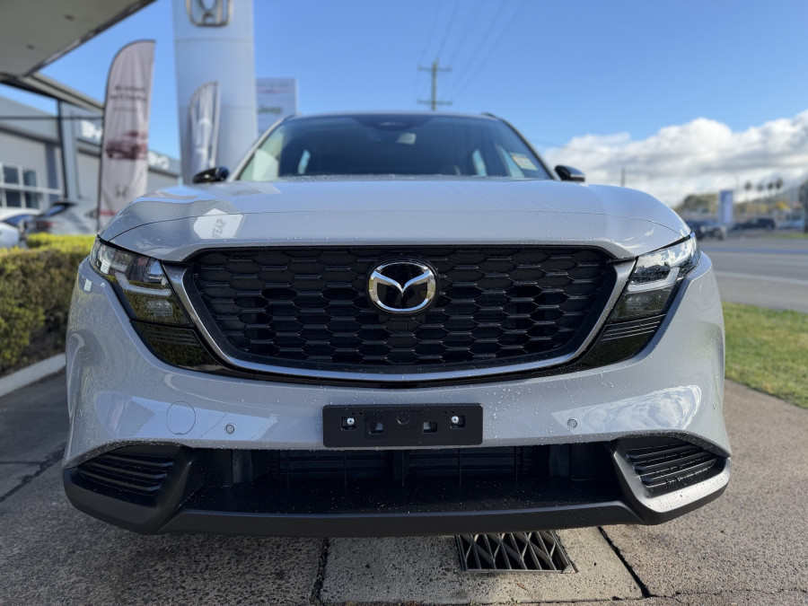 2026 Mazda CX-5 KM Series G25 Touring SUV Image 9