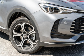 2025 MG ZS ZS32 Essence SUV