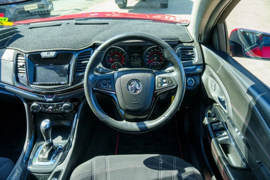 2015 Holden Commodore VF SV6 Storm Sedan Image 9