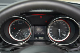 2023 Suzuki Swift AZ Series II GL Hatch image 14