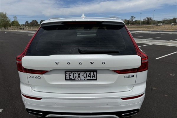 2017 MY18 Volvo XC60 UZ D5 R-Design SUV Image 5
