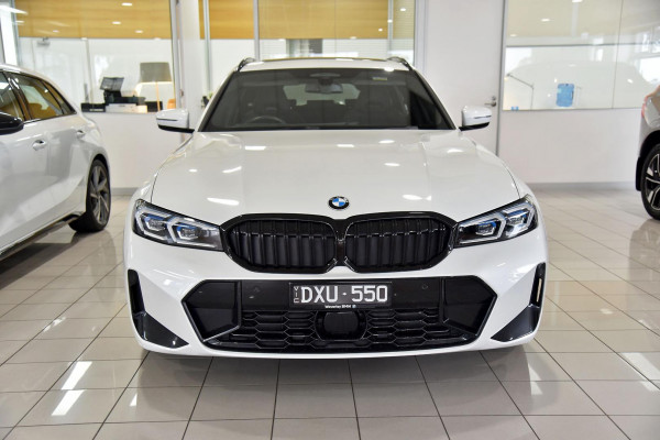 2025 BMW 3 Series G21 LCI II 330i M Sport Wagon Image 3