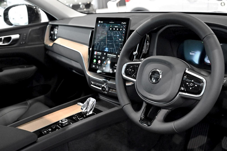 2026 Volvo XC60 UZ Ultra B5 Dark SUV Image 7