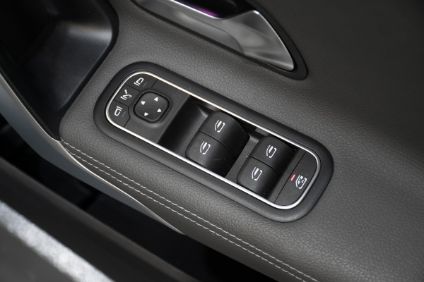 2022 Mercedes-Benz A-Class 4matic Hatch Image 13