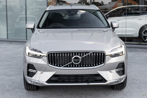 2024 MY25 Volvo XC60  Ultra B5 Bright SUV Image 2