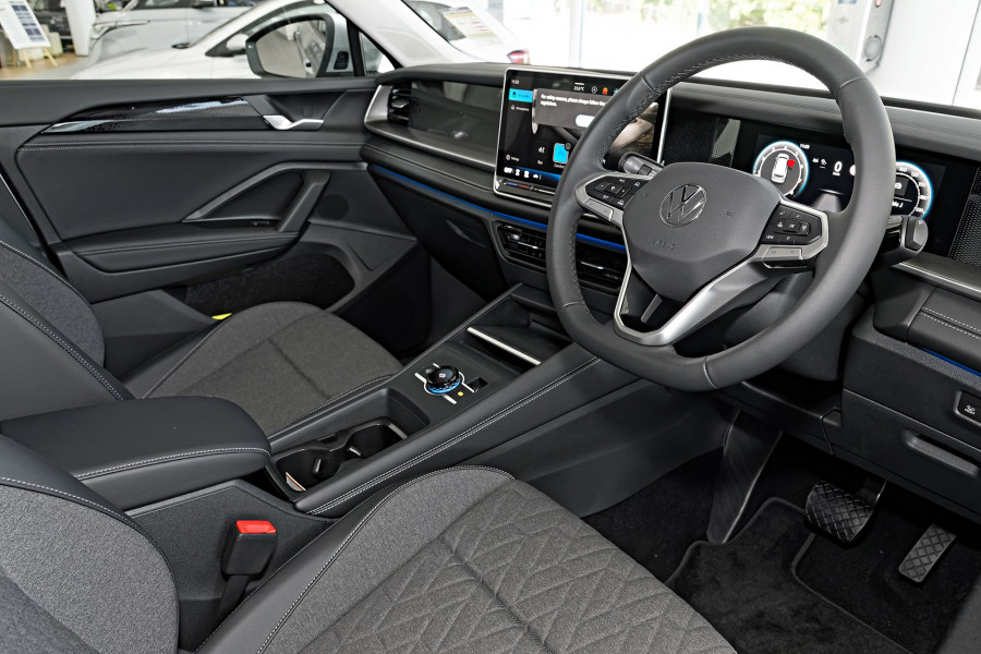 2025 Volkswagen Tayron R4 110TSI Life SUV