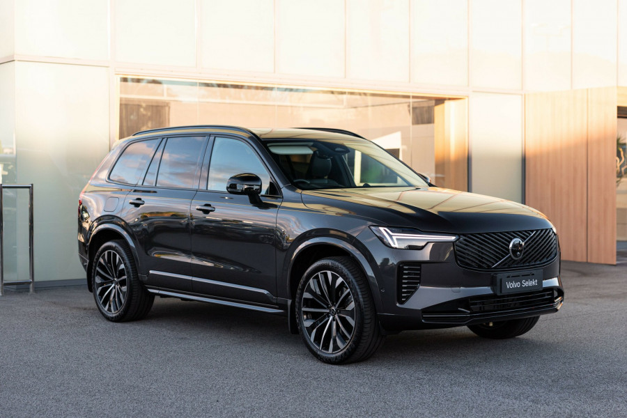 2025 MY26 Volvo XC90 L Series Ultra B5 Dark SUV Image 1