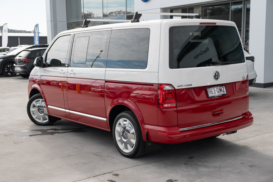 2016 Volkswagen Multivan T6 TDI450 Generation Six Van Image 2