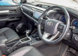 2015 Toyota Hilux GUN126R SR5 (4x4) Dual cab utility