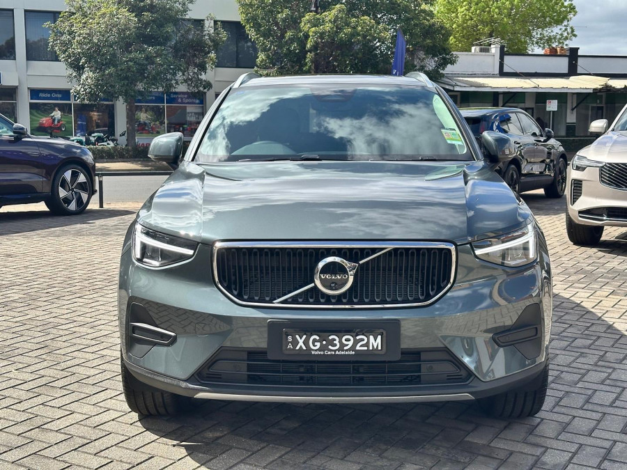 2026 Volvo XC40 XZ Plus B4 SUV Image 2