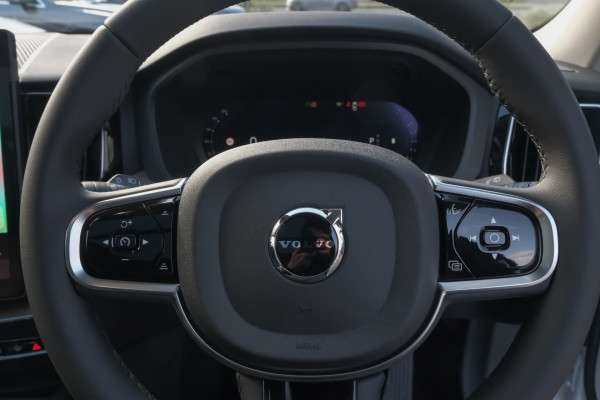 2026 Volvo XC60 UZ Plus B5 Bright SUV Image 14