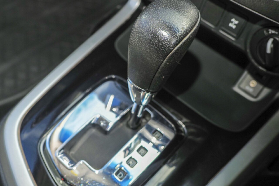 2017 Nissan Navara D23 S3 RX Cab chassis Image 11