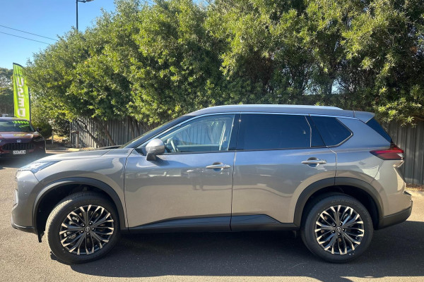 2026 Nissan X-Trail T33 Ti e-POWER SUV Image 5