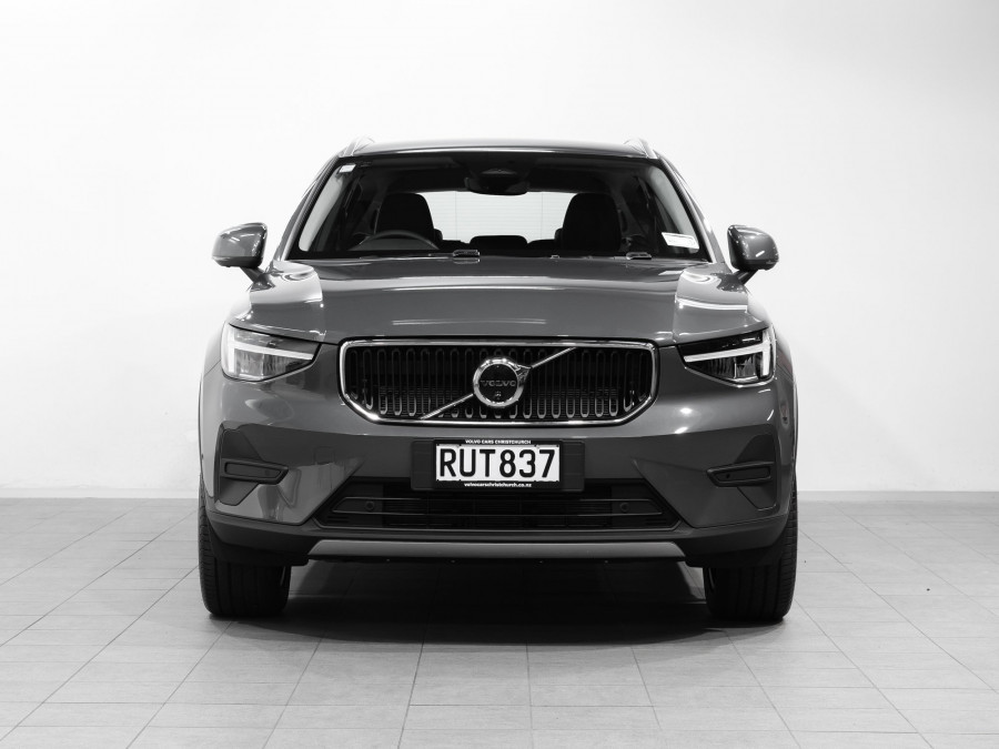 2026 Volvo XC40 XZ Plus B4 SUV Image 2