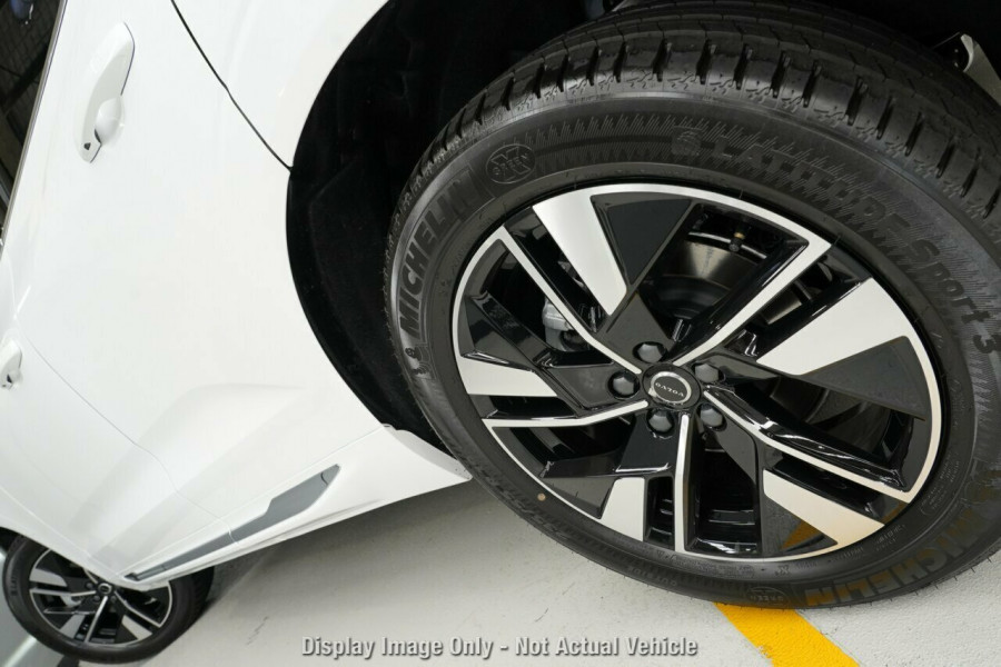 2026 Volvo XC60 UZ Plus B5 Bright SUV Image 6