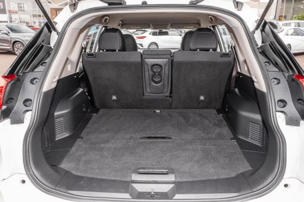 2018 Nissan X-Trail T32 Series II ST SUV Image 19