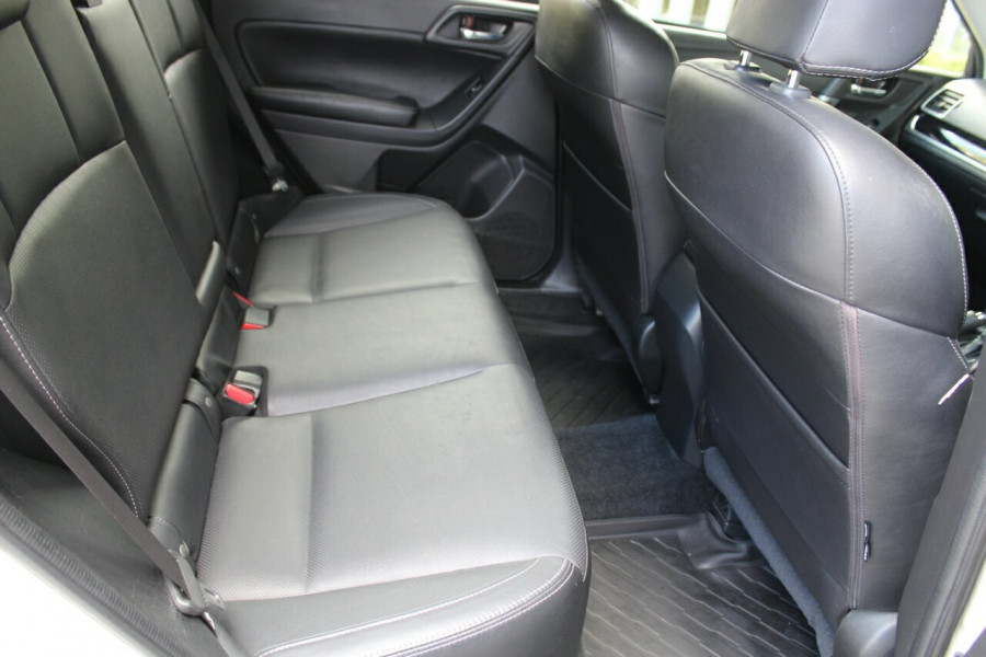 2016 Subaru Forester S4 2.0D-S Wagon Image 24