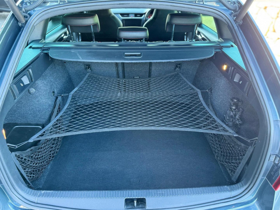 2019 Skoda Octavia NE RS 245 Wagon Image 18