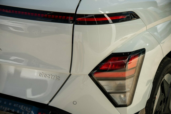 2026 Hyundai KONA SX2.V2  Electric SUV Image 7