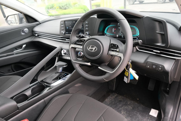 2026 Hyundai i30 CN7.V4 Hybrid Sedan Image 6