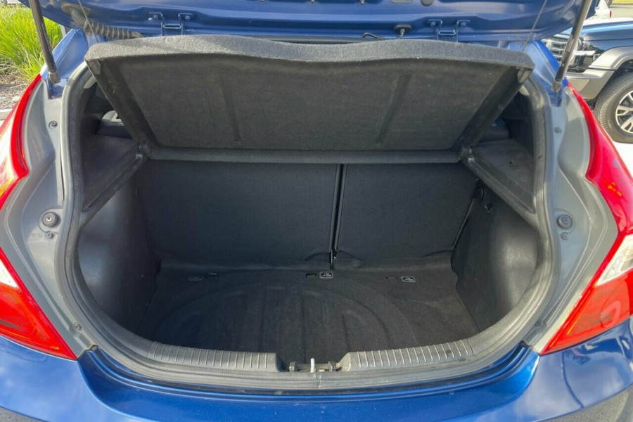 2015 MY16 Hyundai Accent RB3 Active Hatch Image 13