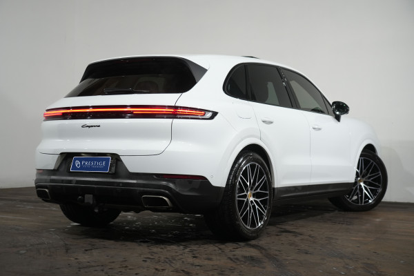 2023 Porsche Cayenne SUV Image 7