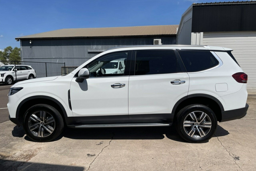 2024 LDV D90 SV9A Executive SUV Image 7