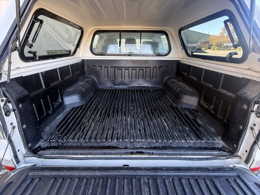 2015 Mazda Default XT Ute Image 12