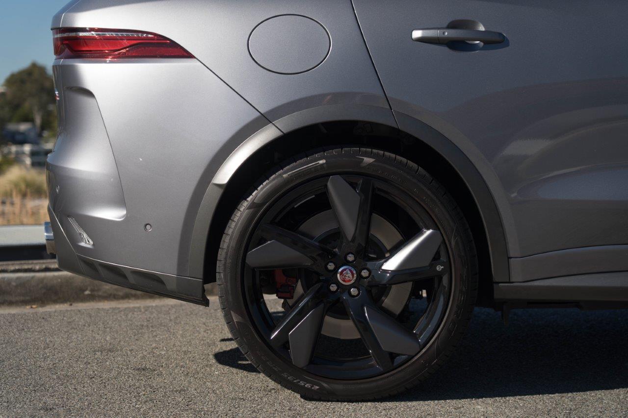 2022 Jaguar F-PACE SVR SUV Image 7