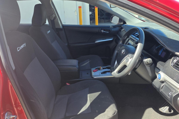 2013 Toyota Camry AVV50R SL Hybrid Sedan Image 20