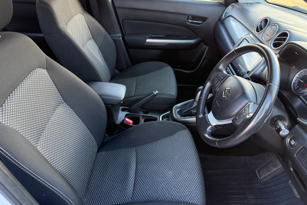 2022 Suzuki Vitara LY Series II SUV Image 9