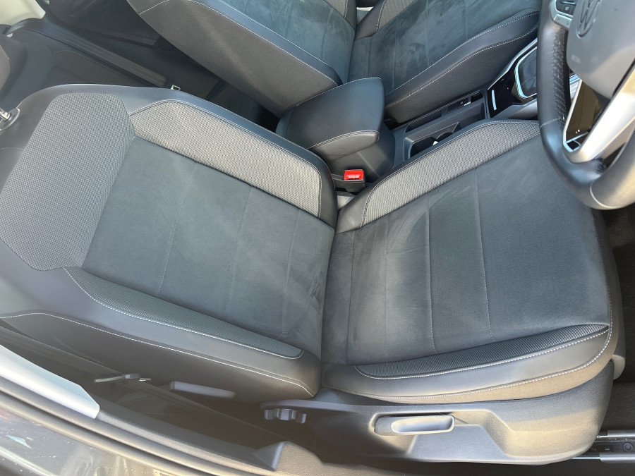 2022 MY23 Volkswagen T-Roc D11 110TSI Style SUV Image 10