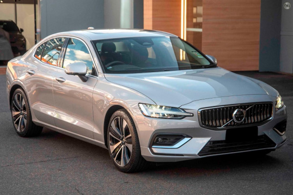 2024 MY25 Volvo S60  Ultra B5 Bright Sedan Image 5