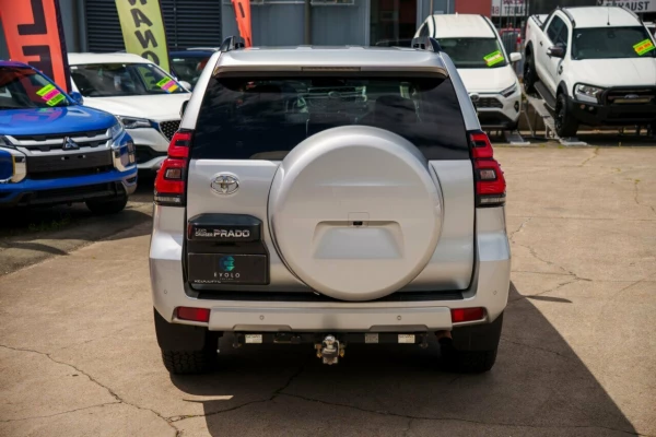 2018 Toyota LandCruiser Prado GDJ150R VX SUV Image 3