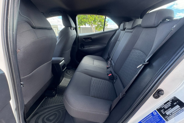 2018 Toyota Corolla ZWE211R Ascent Sport Hybrid Hatch Image 13