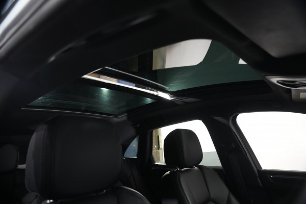2021 Porsche Macan SUV