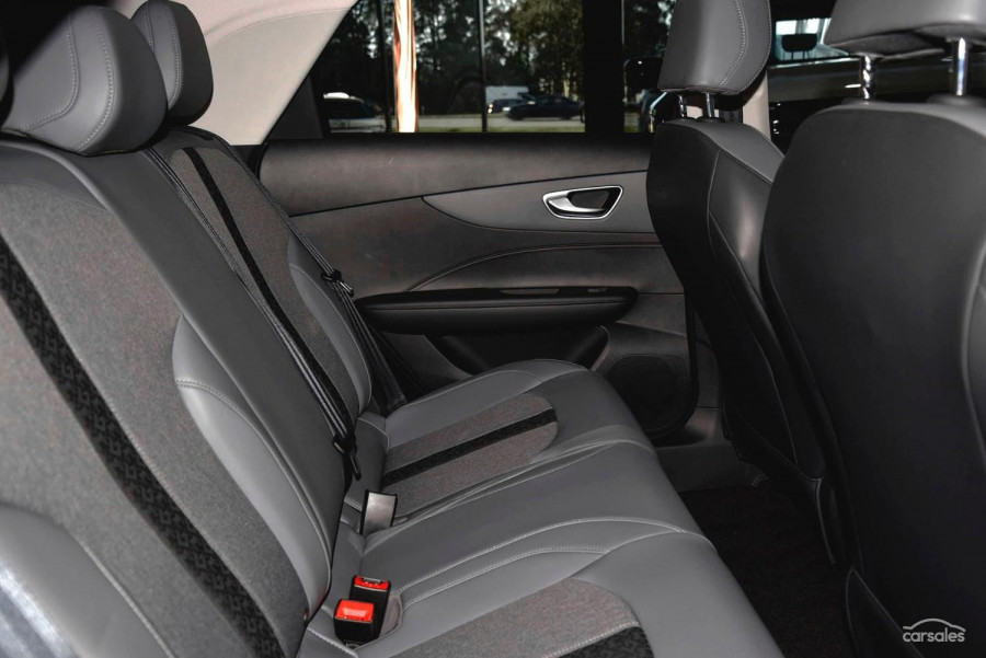 2026 MG MG4 AH4E Essence 64 Hatch Image 11