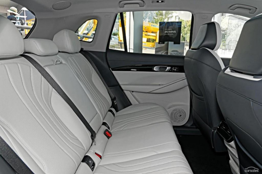 2026 MY27 Geely EX5 E245 Inspire Extended Range SUV