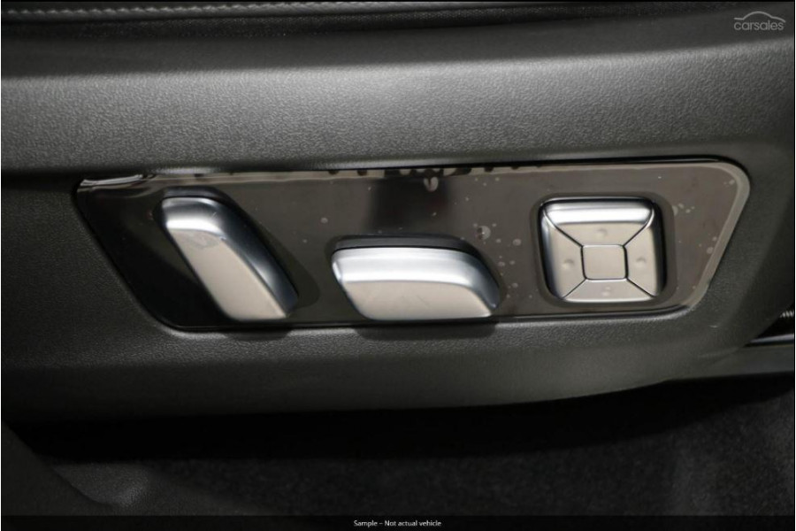 2025 GWM Tank 300 P01 Ultra Hybrid SUV Image 15